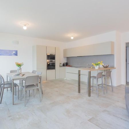 לצנו Dream Lake Apartments Lake View - Private Beach By Rent All Como מראה חיצוני תמונה