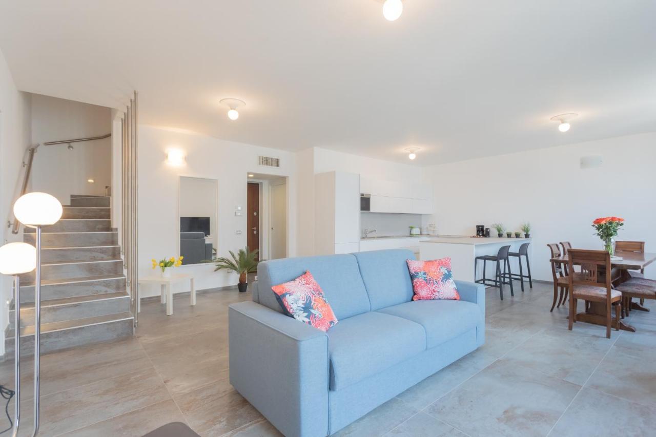 לצנו Dream Lake Apartments Lake View - Private Beach By Rent All Como מראה חיצוני תמונה